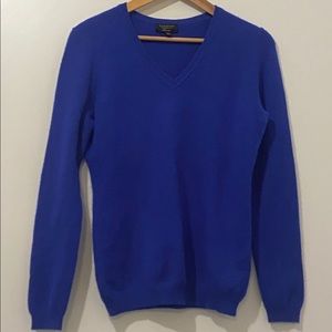 Charter club blue cashmere sweater. Size medium